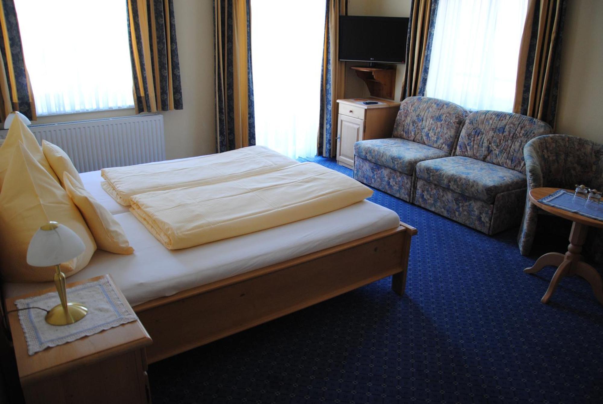 Hotel-Pension Falkensteiner Sankt Gilgen Phòng bức ảnh